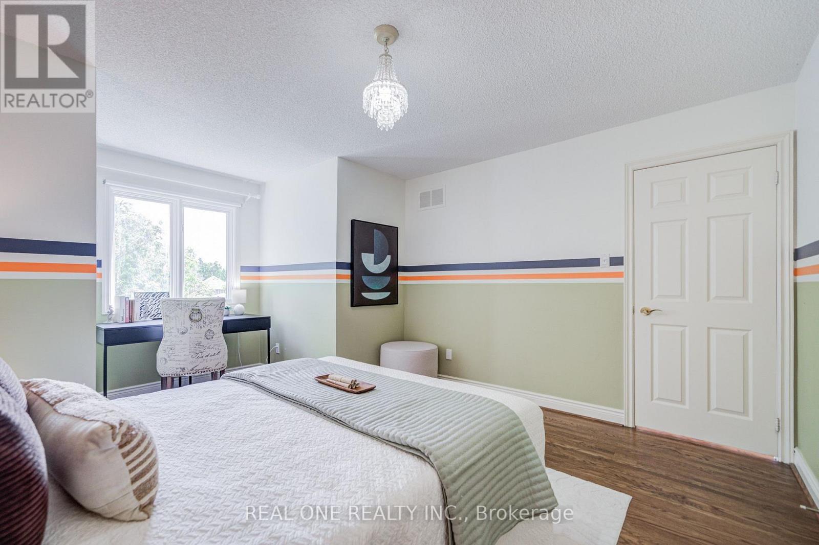 2025 Burbank Drive, Mississauga, Ontario  L5L 2T6 - Photo 46 - W13720412