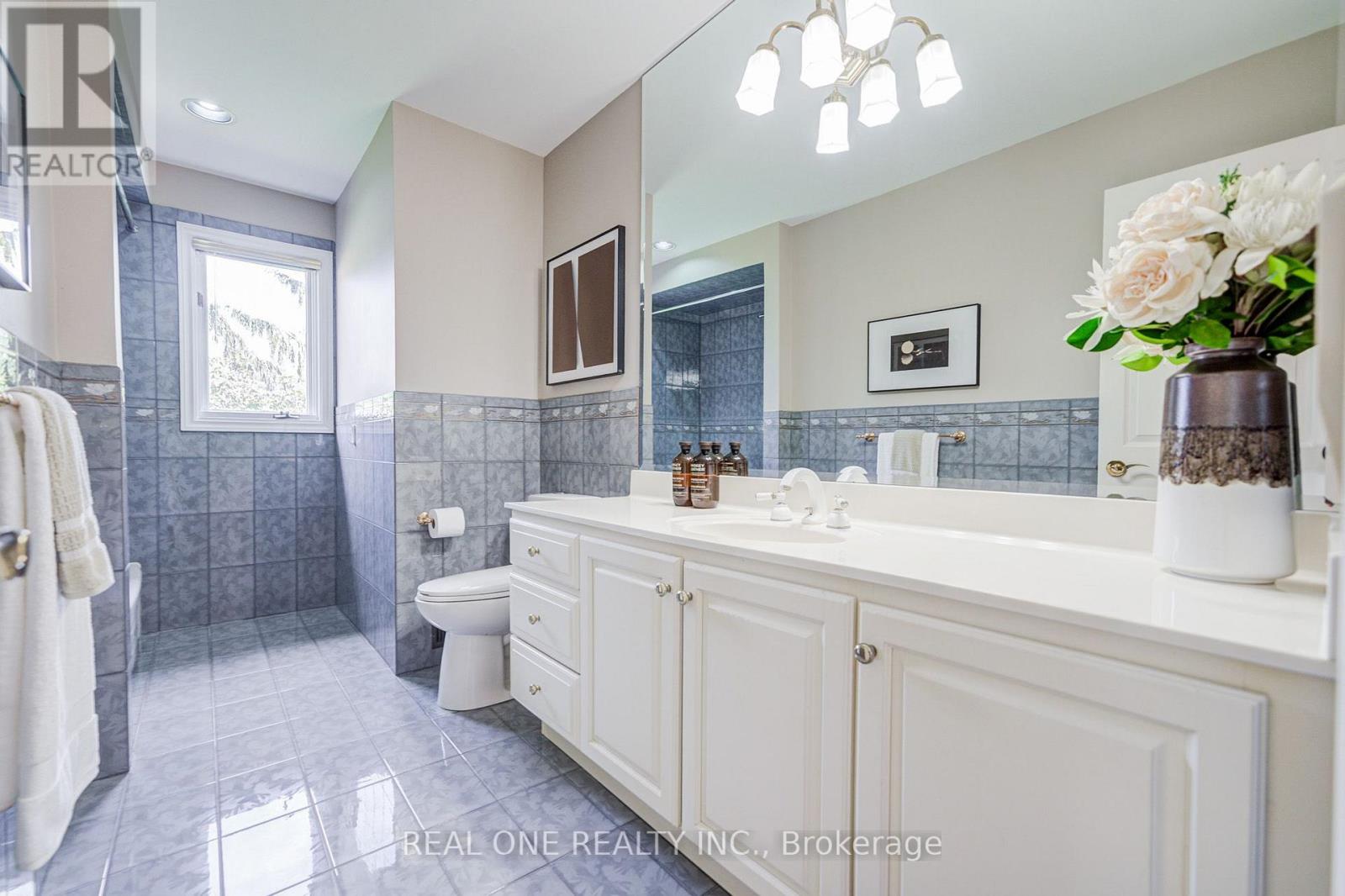 2025 Burbank Drive, Mississauga, Ontario  L5L 2T6 - Photo 49 - W13720412