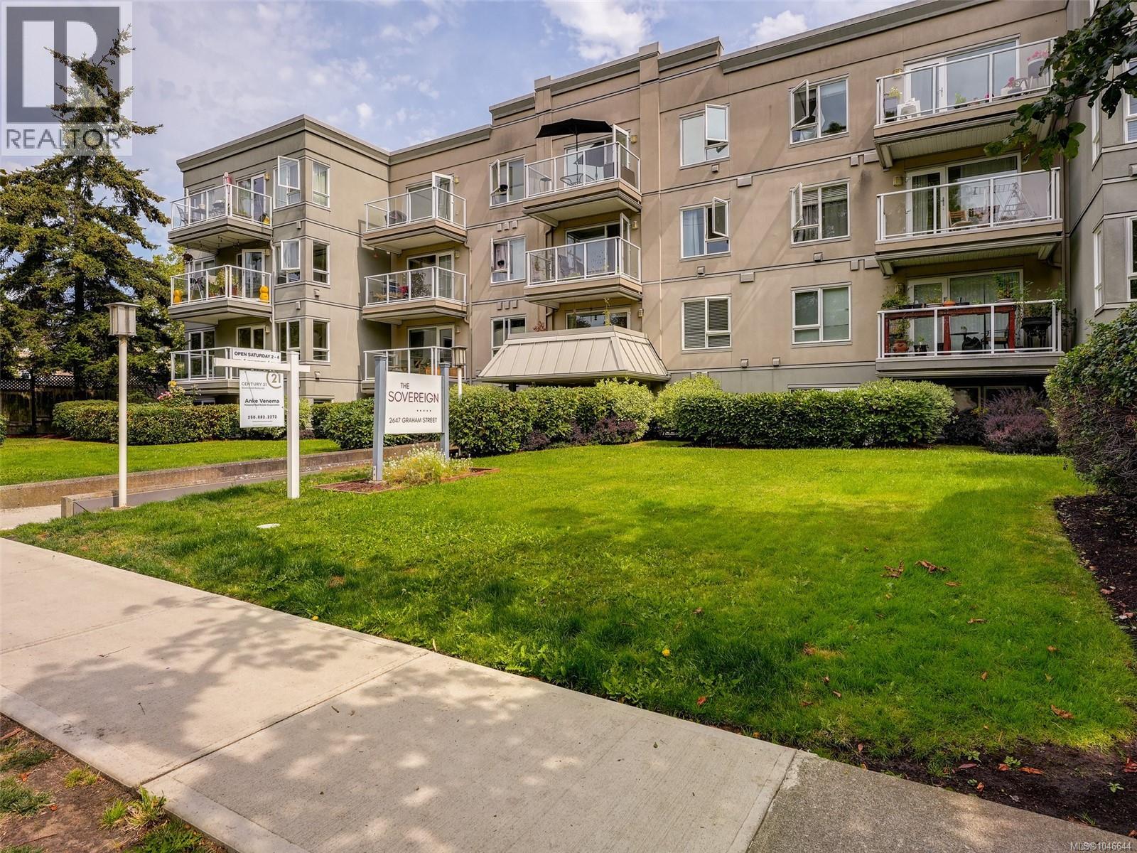 104 2647 Graham St, Victoria, British Columbia  V8T 3Y8 - Photo 1 - 1046644