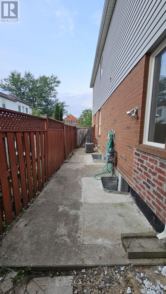 Basement - 102 Bunchberry Way, Brampton, Ontario  L6R 2E8 - Photo 6 - W13720466