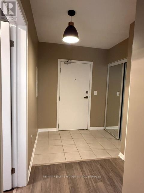 203 - 70 Baycliffe Crescent, Brampton, Ontario  L7A 0Z5 - Photo 4 - W13720478
