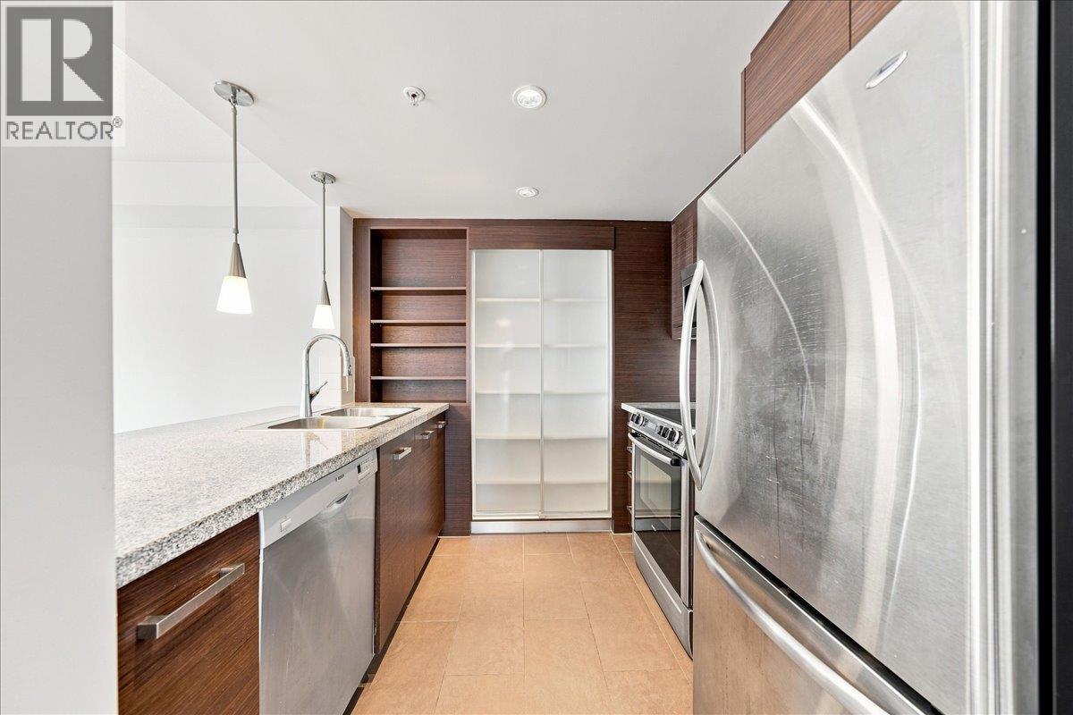 1804 2959 Glen Drive, Coquitlam, British Columbia  V3B 0B8 - Photo 6 - R3158877