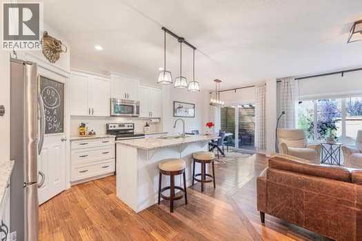 204 Paint Horse Drive, Cochrane, Alberta  T4C 0X1 - Photo 8 - A2339600