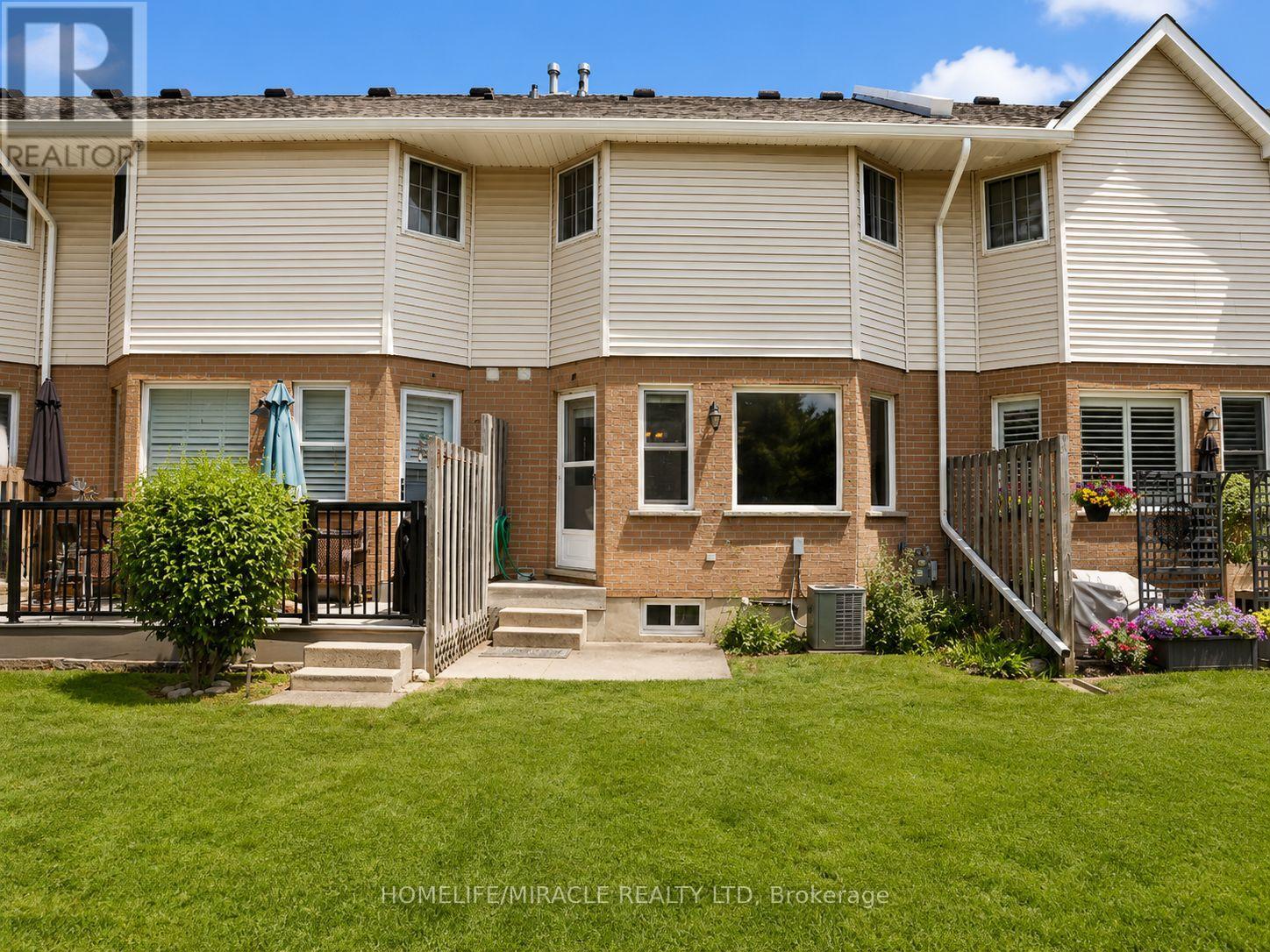 38 - 10 Holborn Court, Kitchener, Ontario  N2A 3Y9 - Photo 2 - X13720440