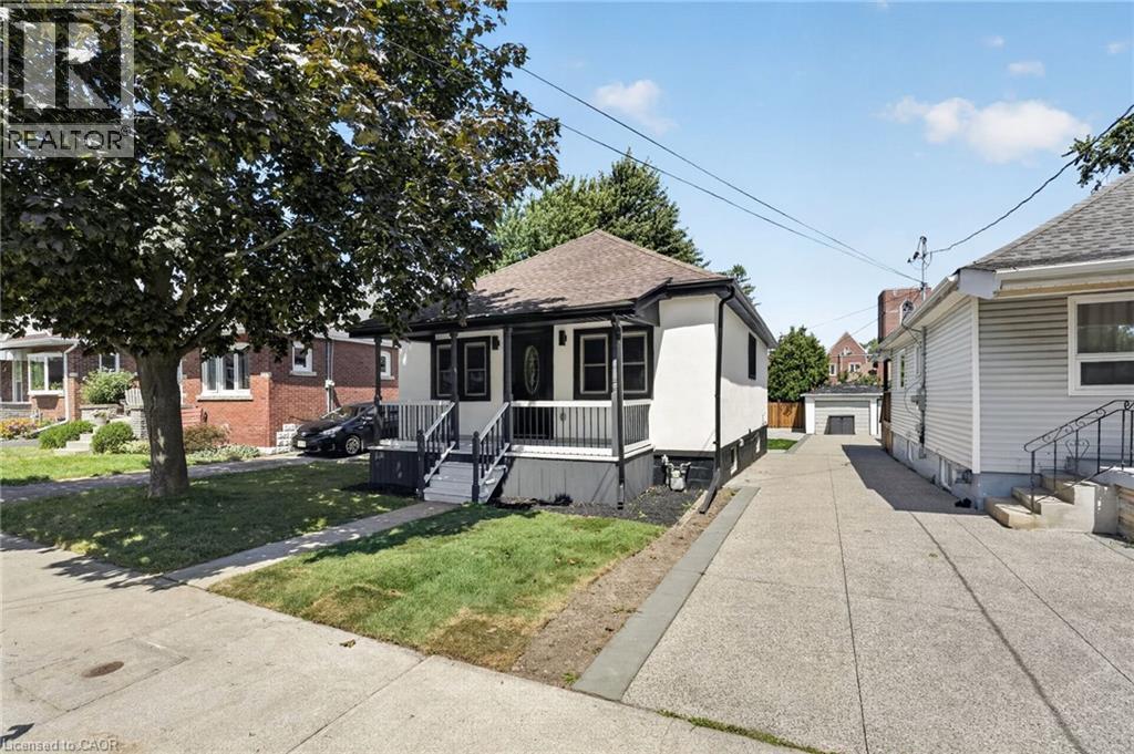 43 E Brucedale Avenue E, Hamilton, Ontario  L9A 1N1 - Photo 2 - 40858982