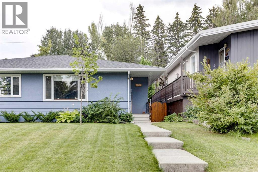 1333 Rosehill Drive NW, Calgary, Alberta  T2K 1M3 - Photo 1 - A2325224