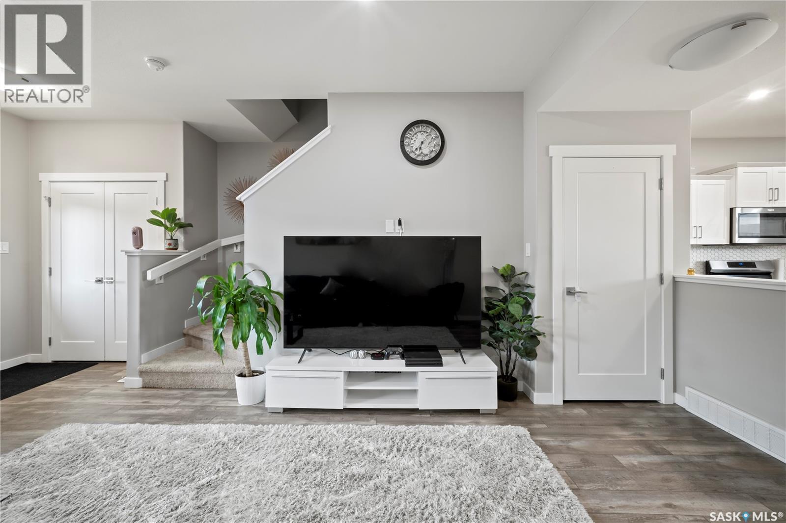 4431 Buckingham Drive, Regina, Saskatchewan  S4V 3X4 - Photo 9 - SK046840