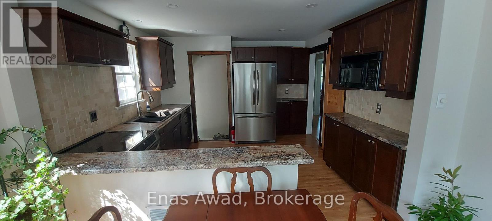 8 Lavallee Crescent, Orillia, Ontario  L3V 2B1 - Photo 3 - S13720482