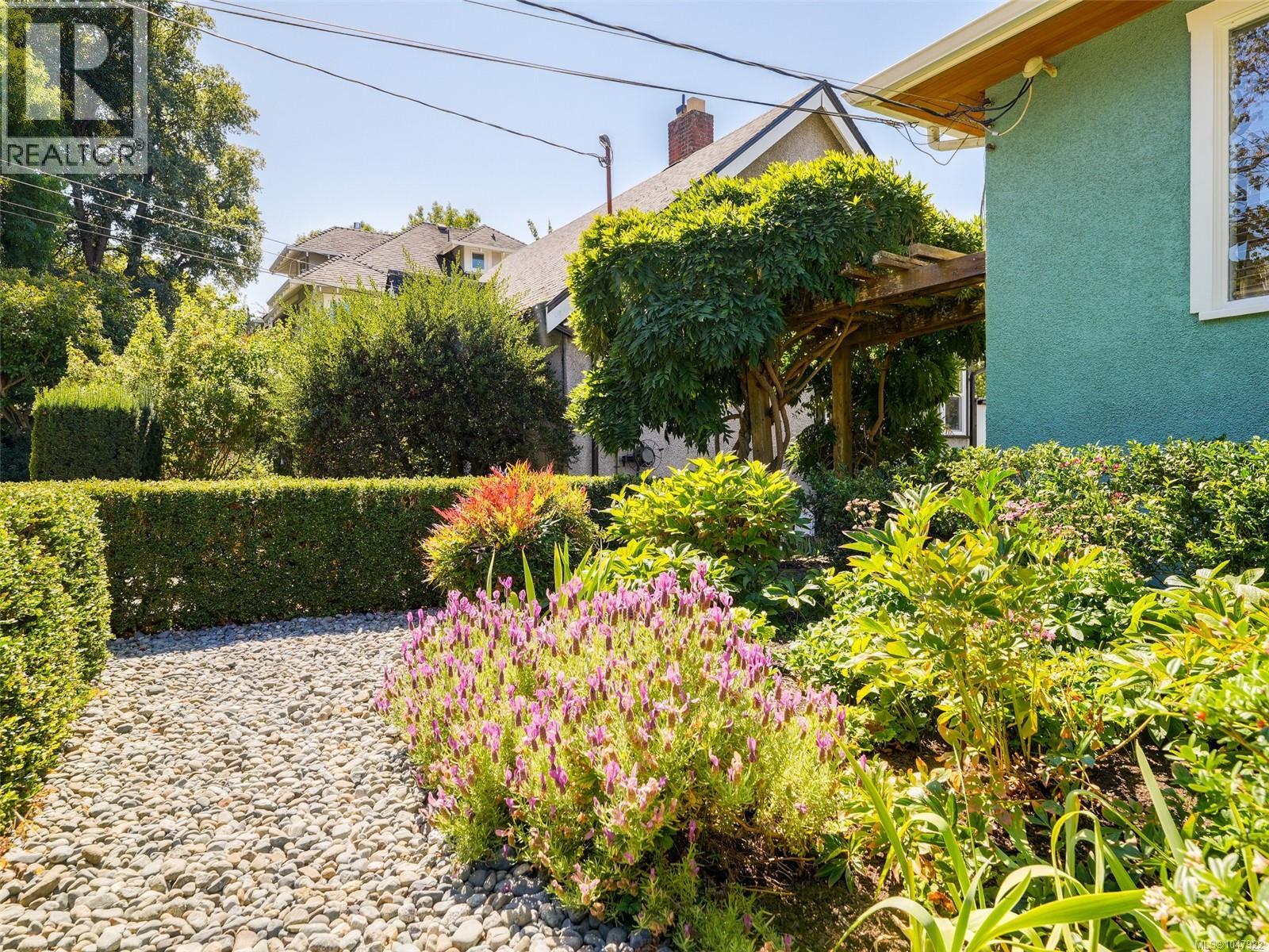 1814 Belmont Ave, Victoria, British Columbia  V8R 3Z2 - Photo 61 - 1047922