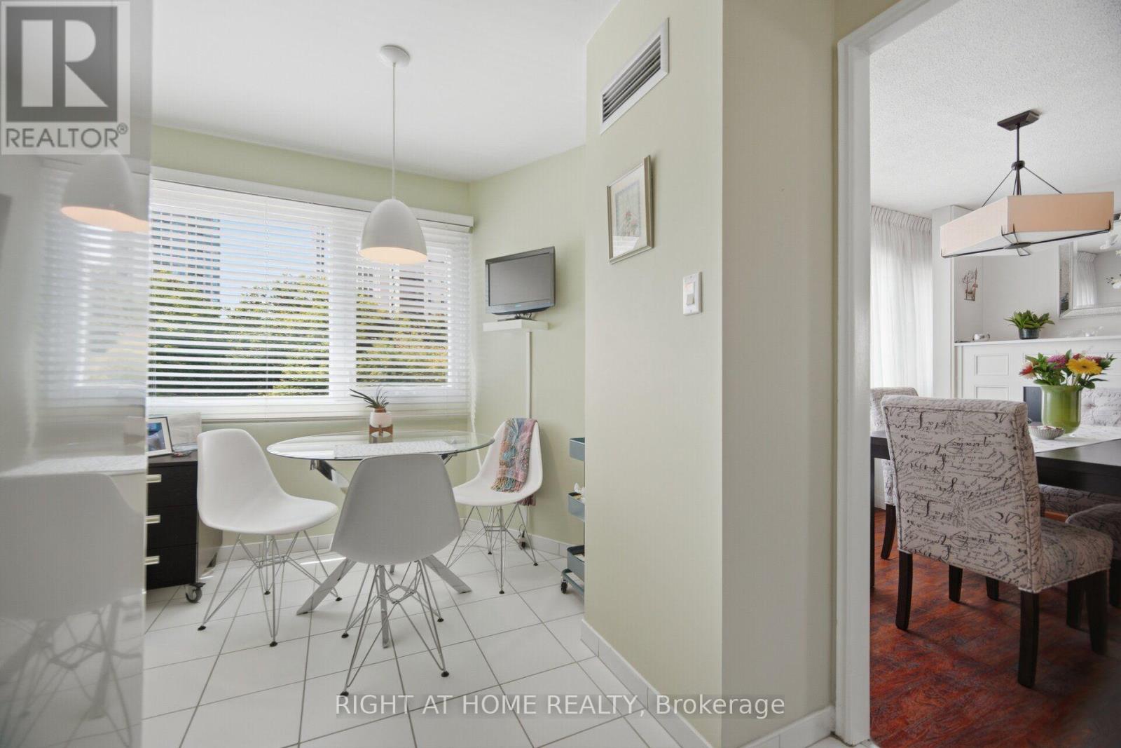 301 - 1580 Mississauga Valley Boulevard, Mississauga, Ontario  L5A 3T8 - Photo 12 - W13720504