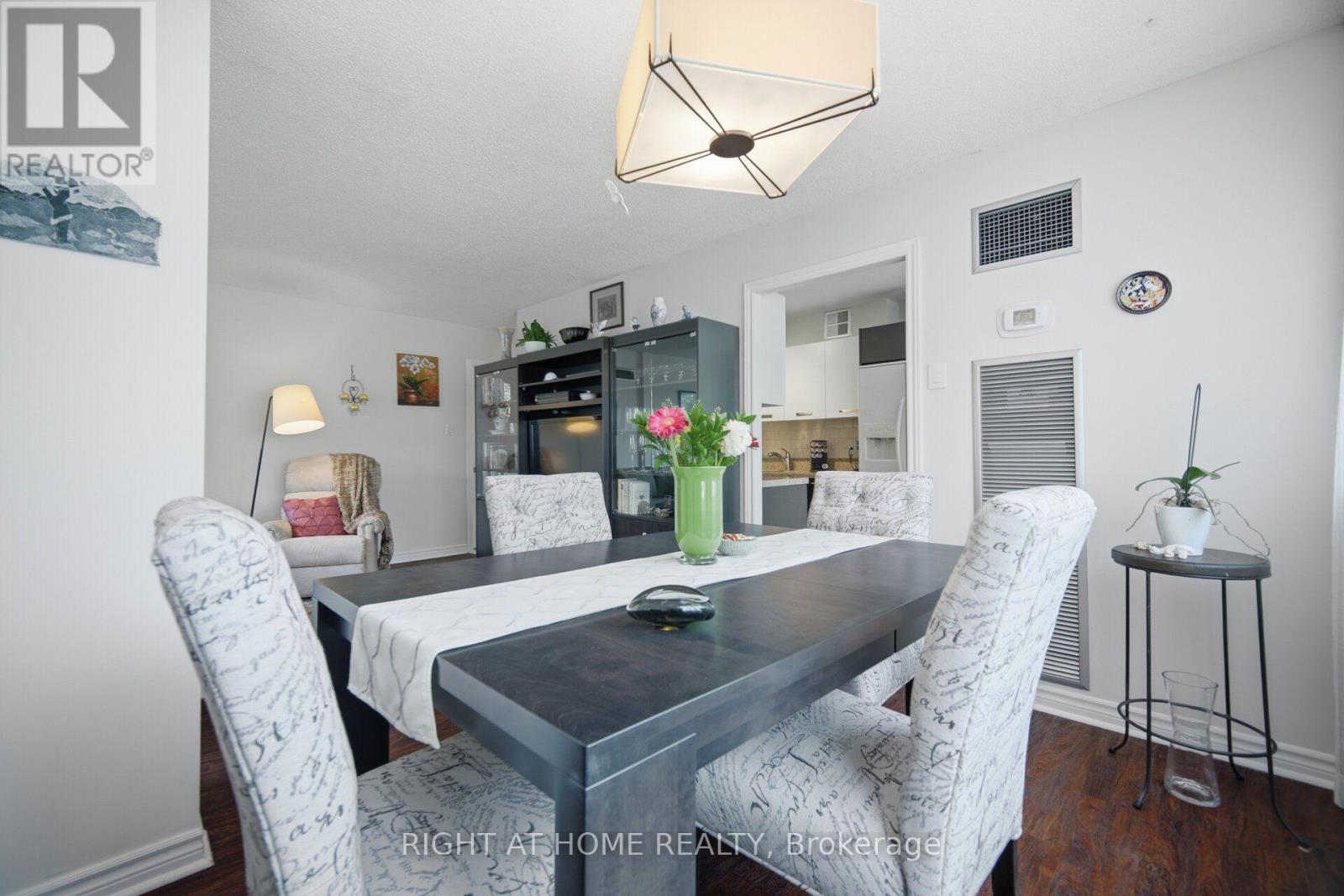 301 - 1580 Mississauga Valley Boulevard, Mississauga, Ontario  L5A 3T8 - Photo 13 - W13720504