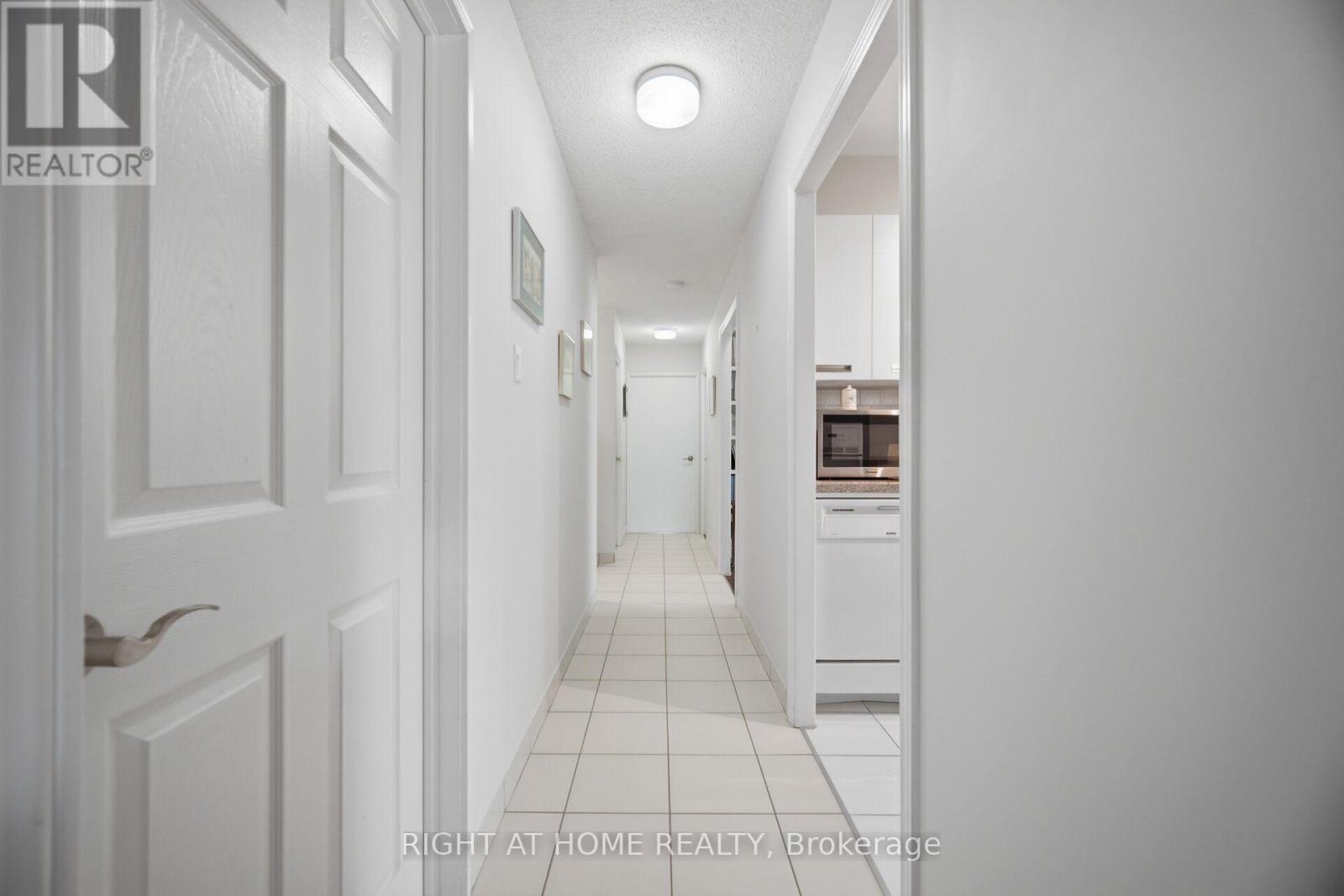 301 - 1580 Mississauga Valley Boulevard, Mississauga, Ontario  L5A 3T8 - Photo 20 - W13720504