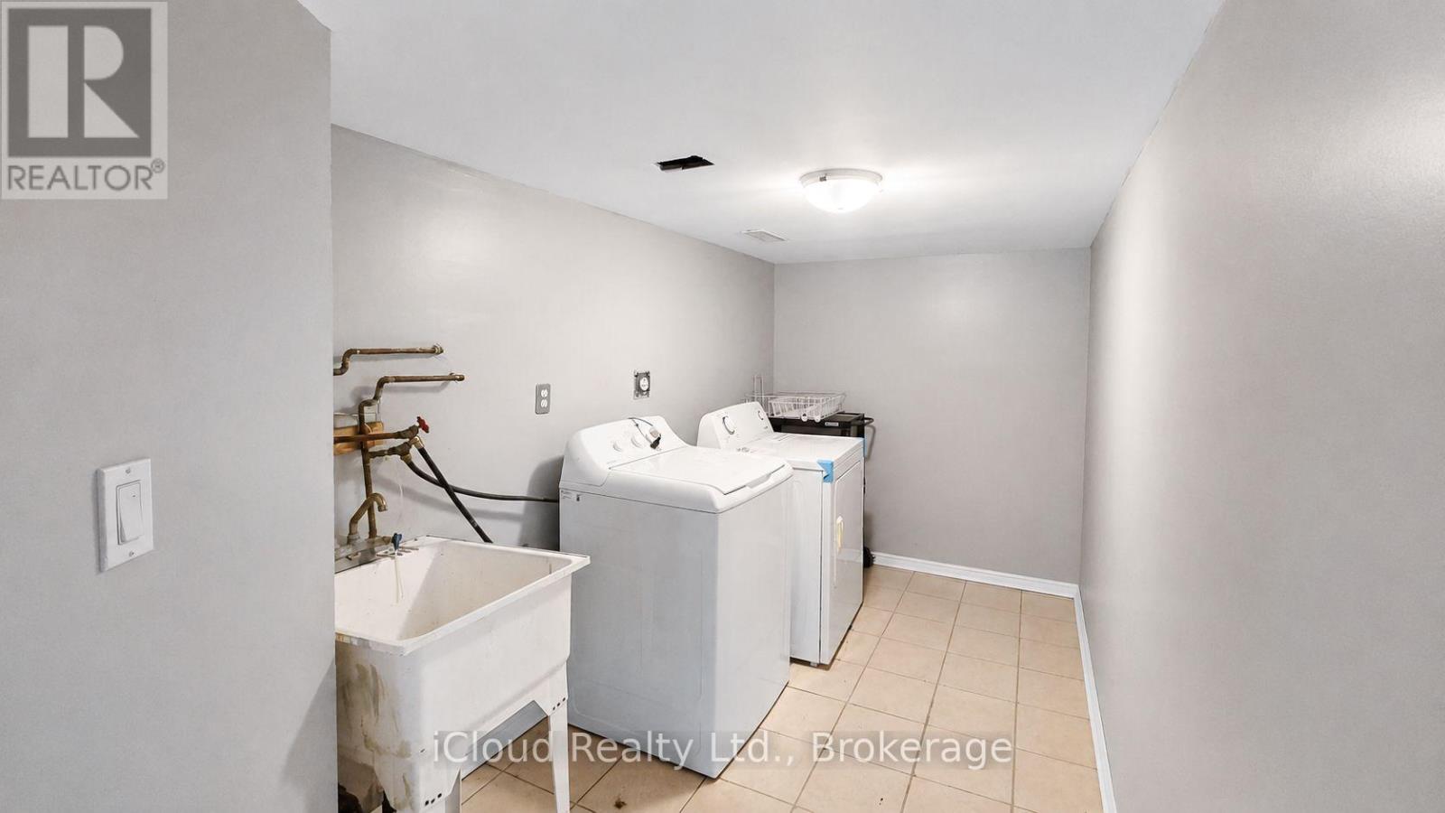 39 Manett Crescent, Brampton, Ontario  L6X 4X4 - Photo 31 - W13710588