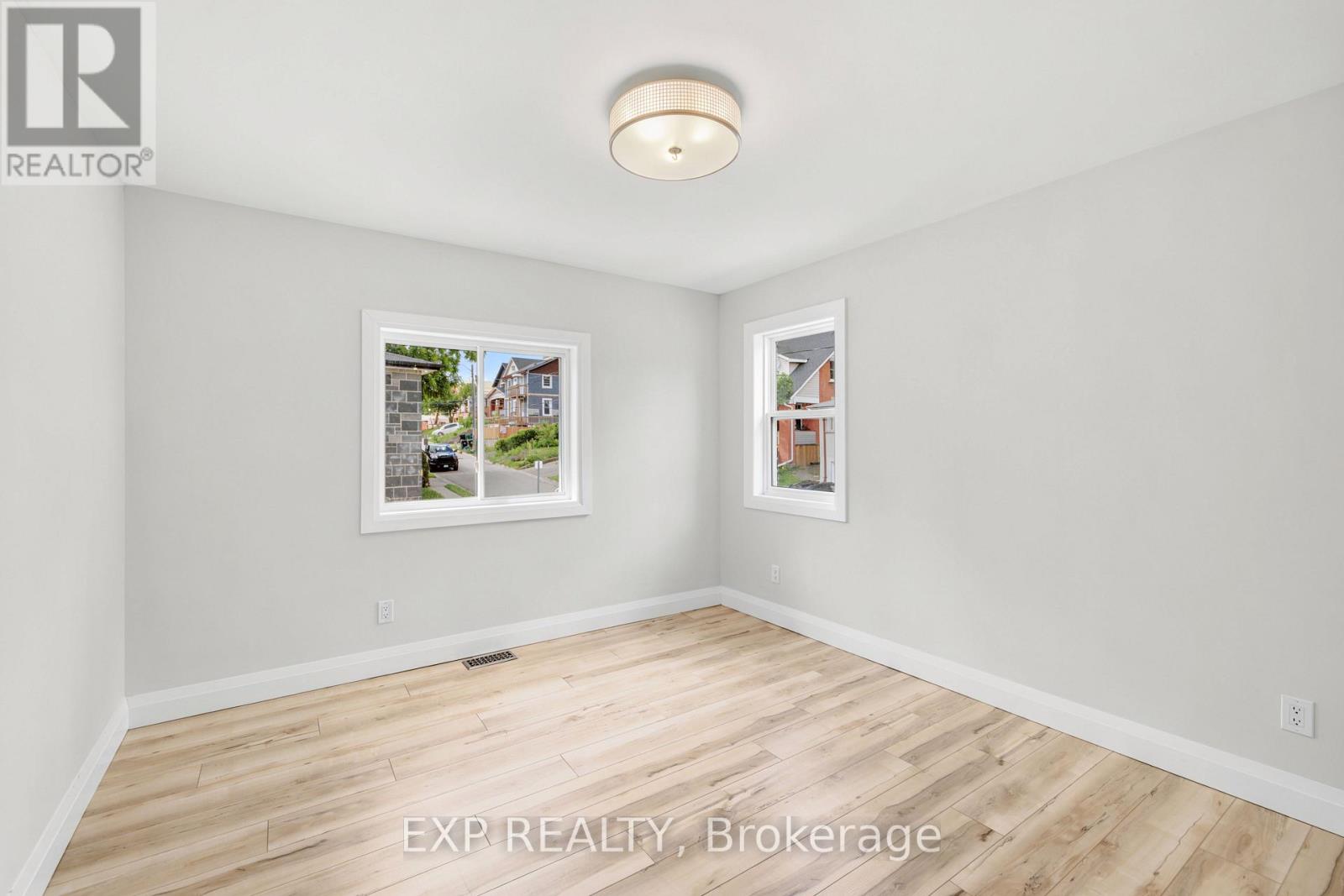 131 St George Street, Kitchener, Ontario  N2G 2T2 - Photo 10 - X13460126