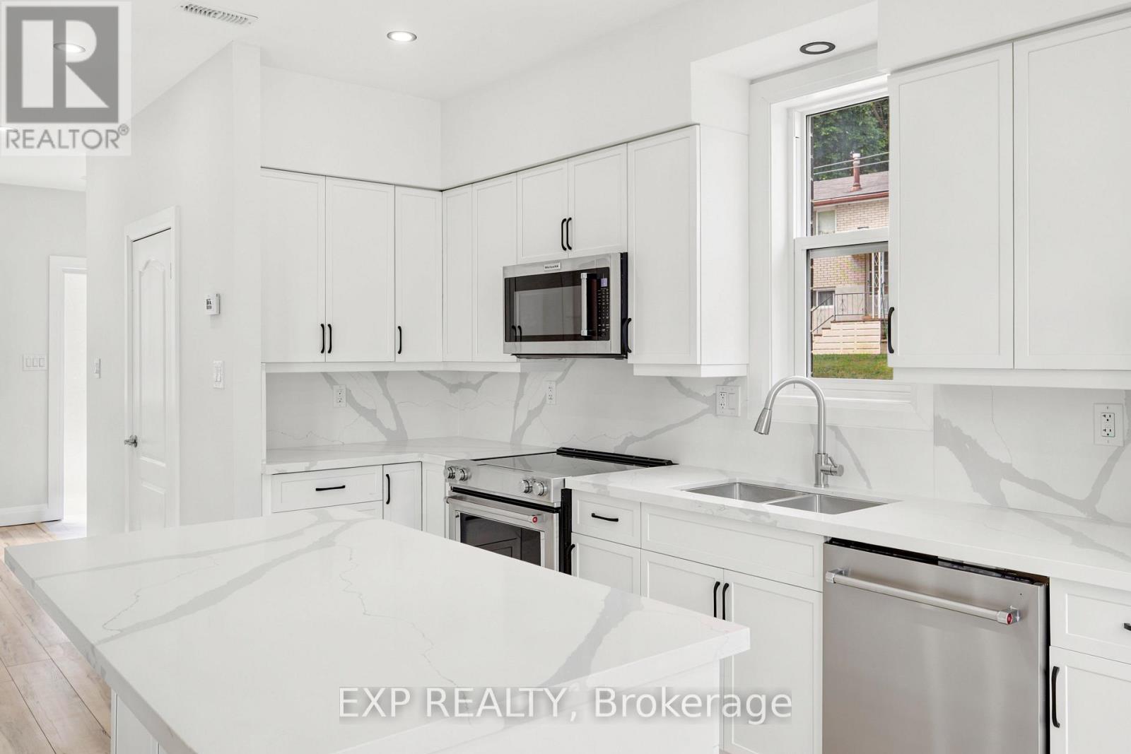 131 St George Street, Kitchener, Ontario  N2G 2T2 - Photo 5 - X13460126