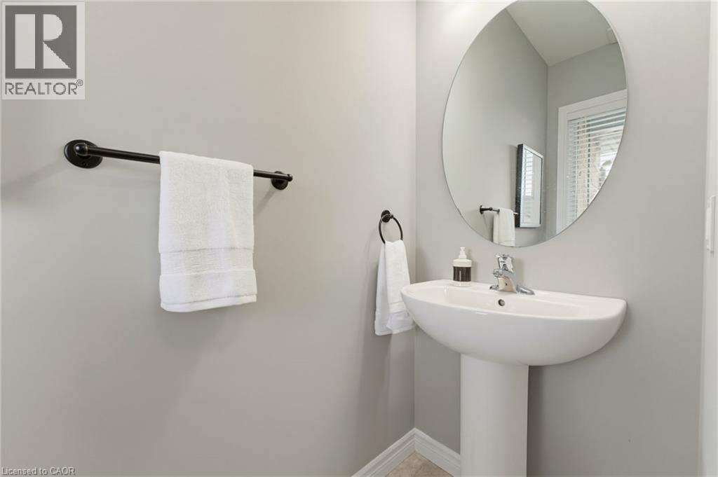 741 Hollinger Avenue S, Listowel, Ontario  N4W 0J3 - Photo 13 - 40857755