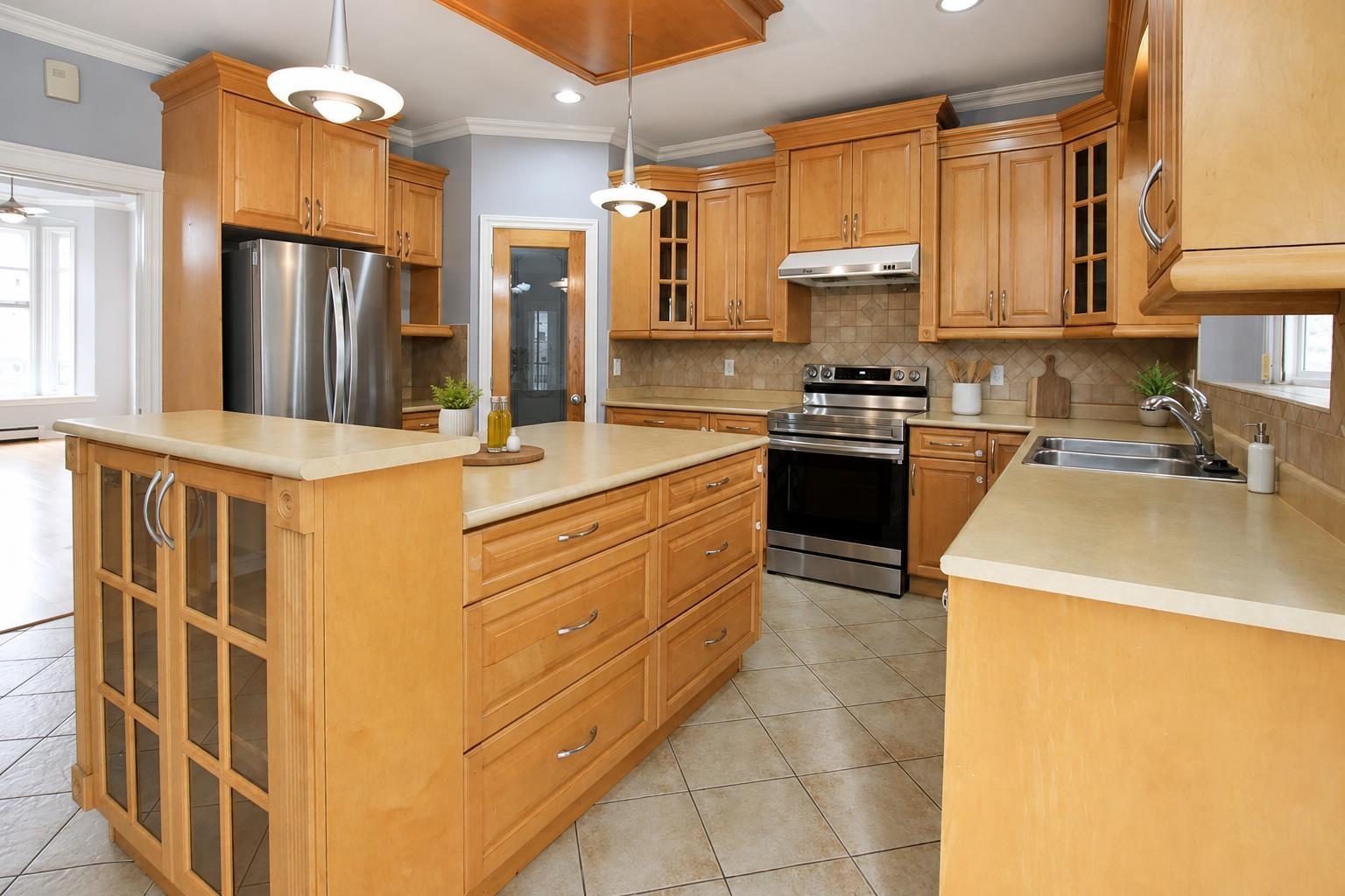 10304 128 Street, Surrey, British Columbia  V3T 2Z4 - Photo 5 - R3158869
