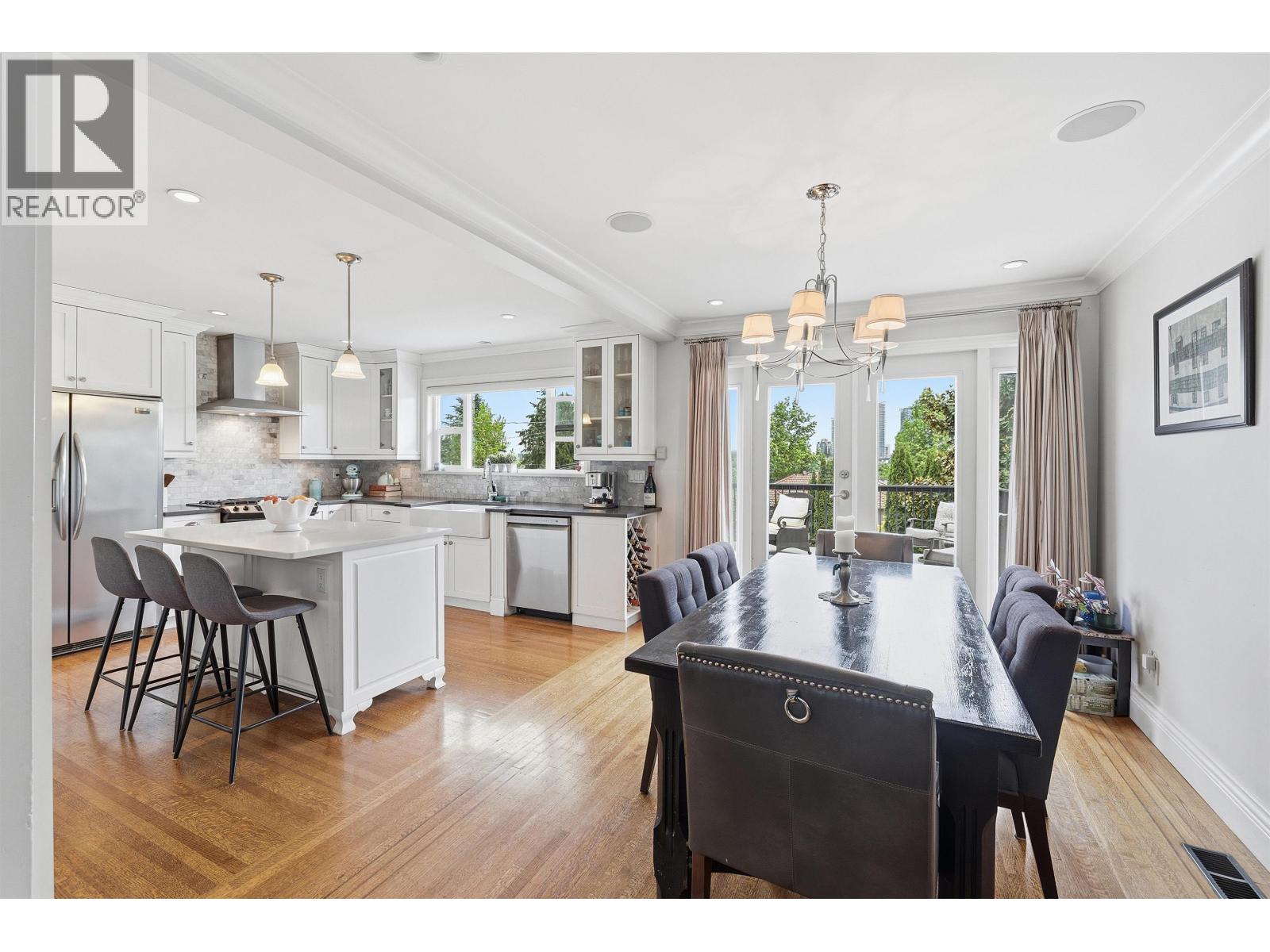 4802 Venables Street, Burnaby, British Columbia V5C 3A8 - Photo 3 - R3143839