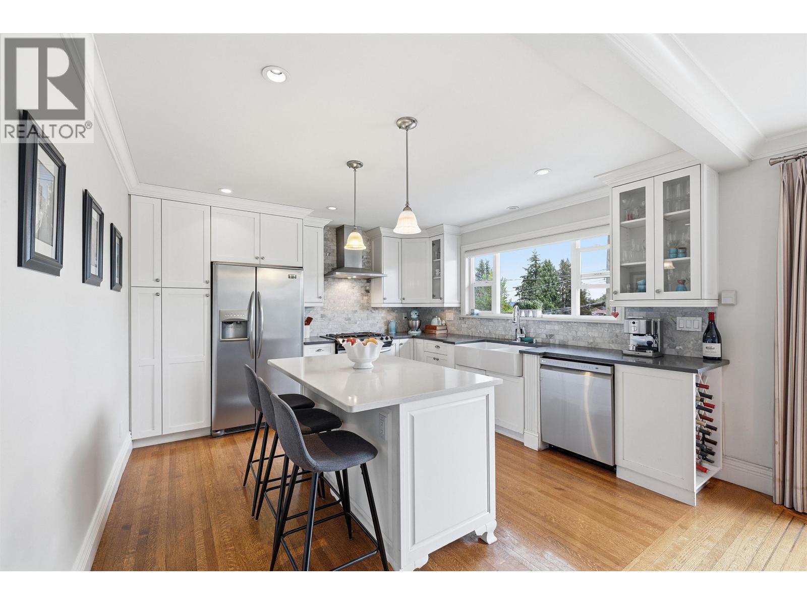 4802 Venables Street, Burnaby, British Columbia V5C 3A8 - Photo 9 - R3143839