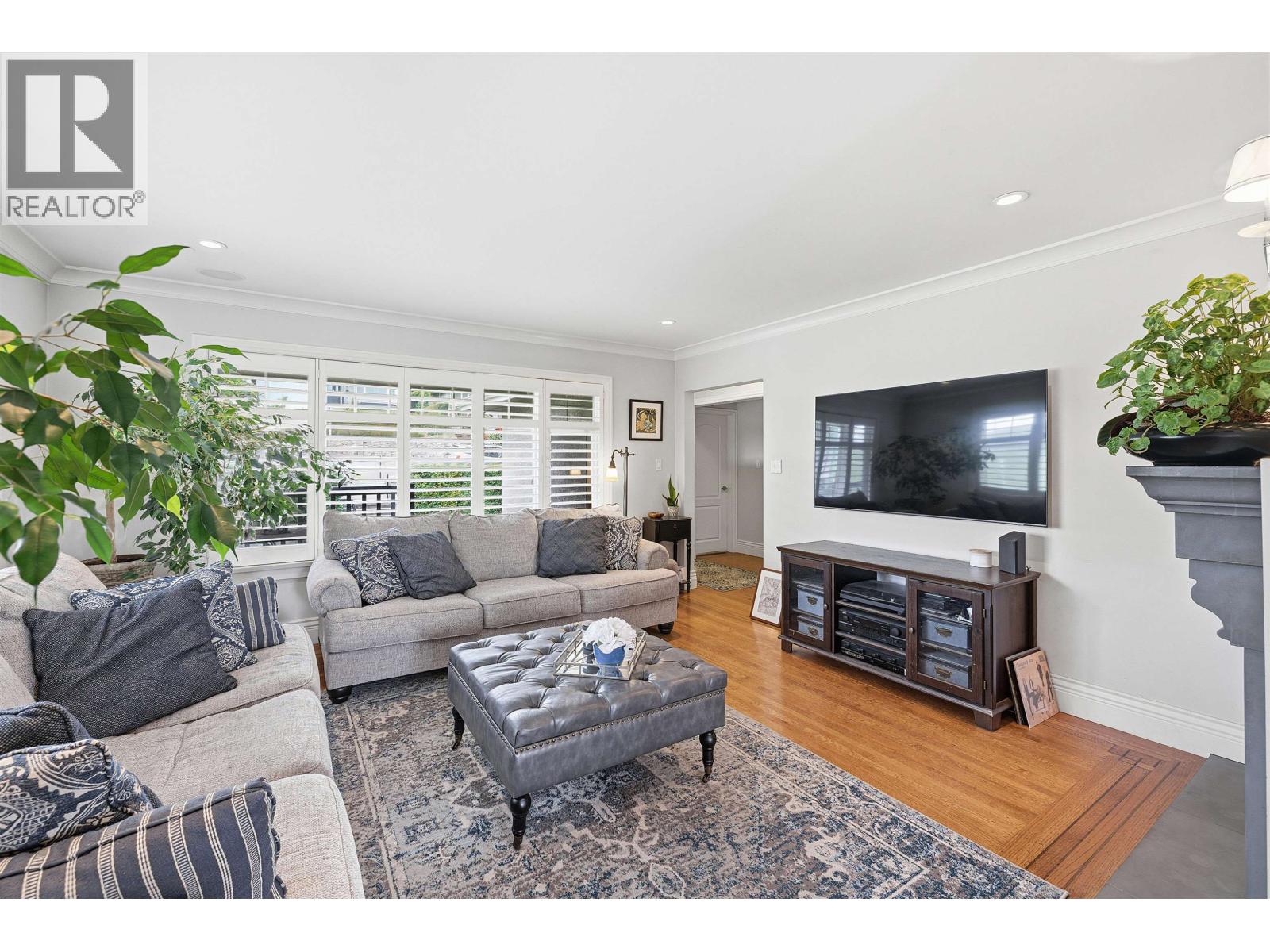 4802 Venables Street, Burnaby, British Columbia V5C 3A8 - Photo 8 - R3143839