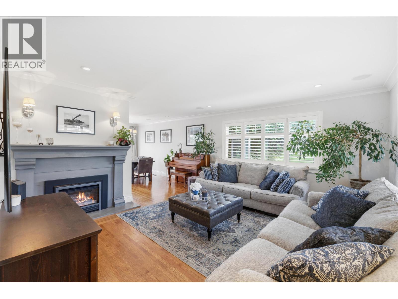 4802 Venables Street, Burnaby, British Columbia V5C 3A8 - Photo 6 - R3143839