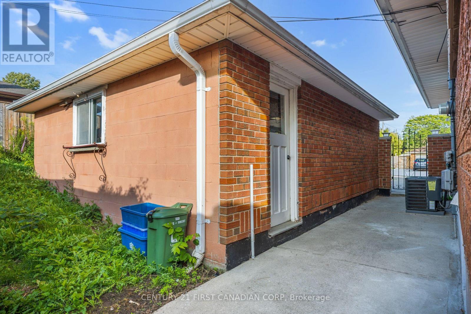 38 Silverdale Crescent, London South, Ontario  N5Z 4A6 - Photo 35 - X13720550