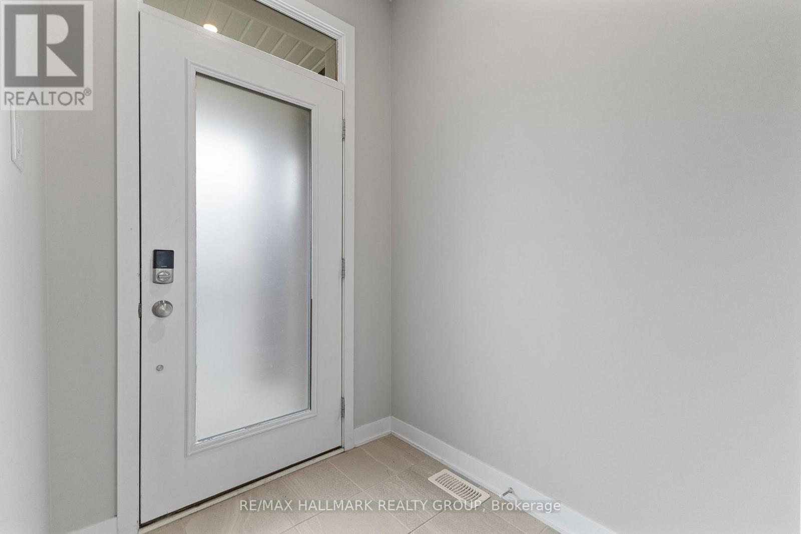 1015 Cottontail Walk, Ottawa, Ontario K4A 5H7 - Photo 3 - X13720542