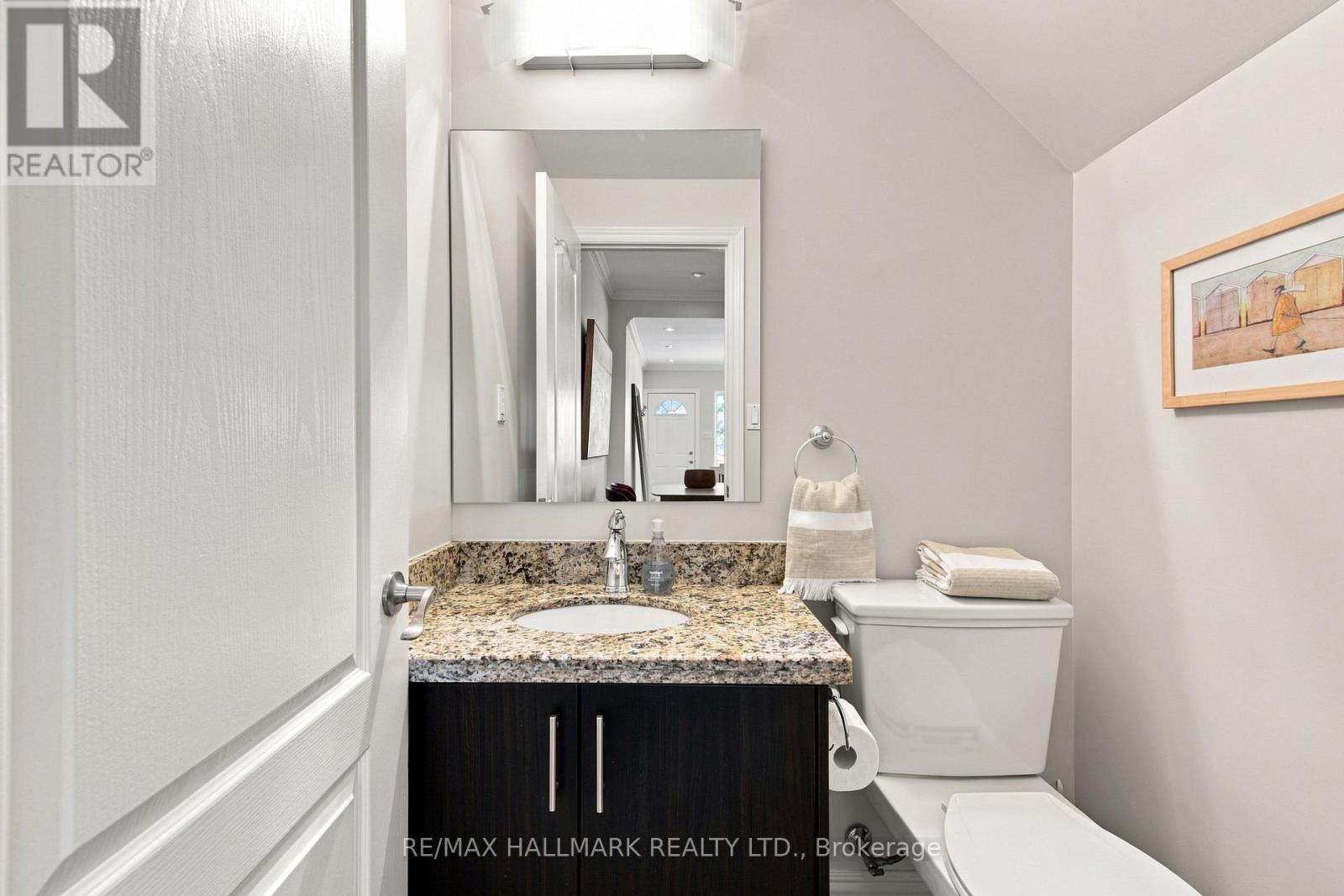 76 Pape Avenue, Toronto, Ontario  M4M 2V6 - Photo 18 - E13720526