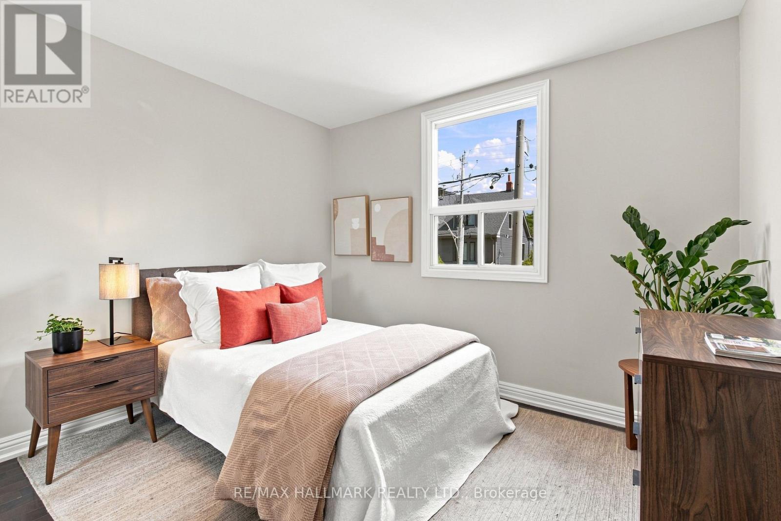 76 Pape Avenue, Toronto, Ontario  M4M 2V6 - Photo 26 - E13720526