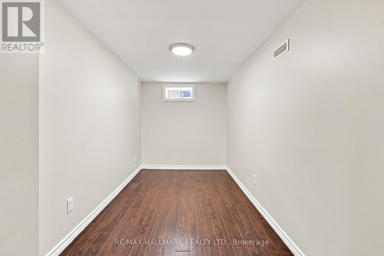 76 Pape Avenue, Toronto, Ontario  M4M 2V6 - Photo 39 - E13720526