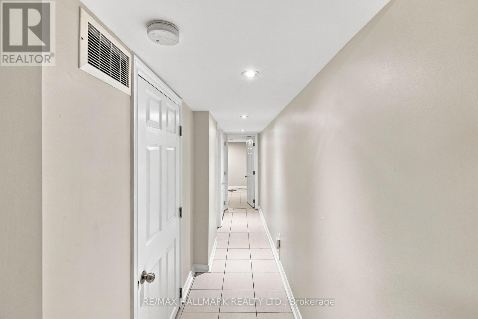 76 Pape Avenue, Toronto, Ontario  M4M 2V6 - Photo 43 - E13720526