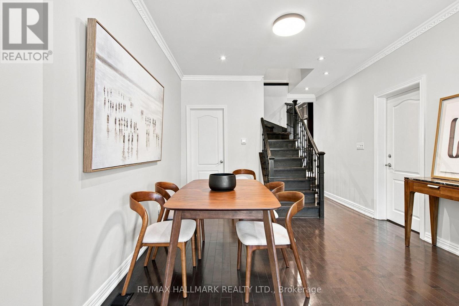 76 Pape Avenue, Toronto, Ontario  M4M 2V6 - Photo 9 - E13720526