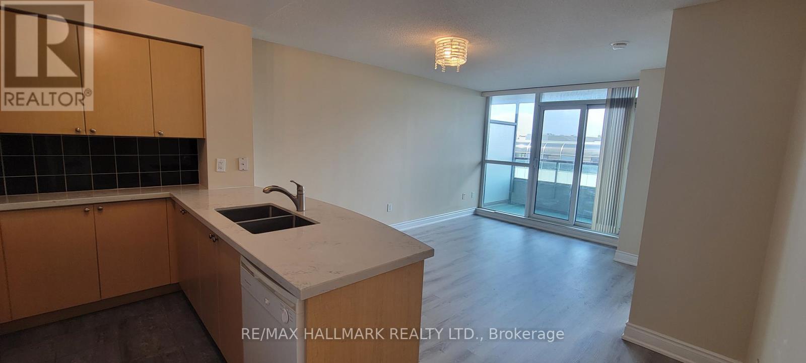 306 - 60 Brian Harrison Way, Toronto, Ontario  M1P 5J5 - Photo 2 - E13720528