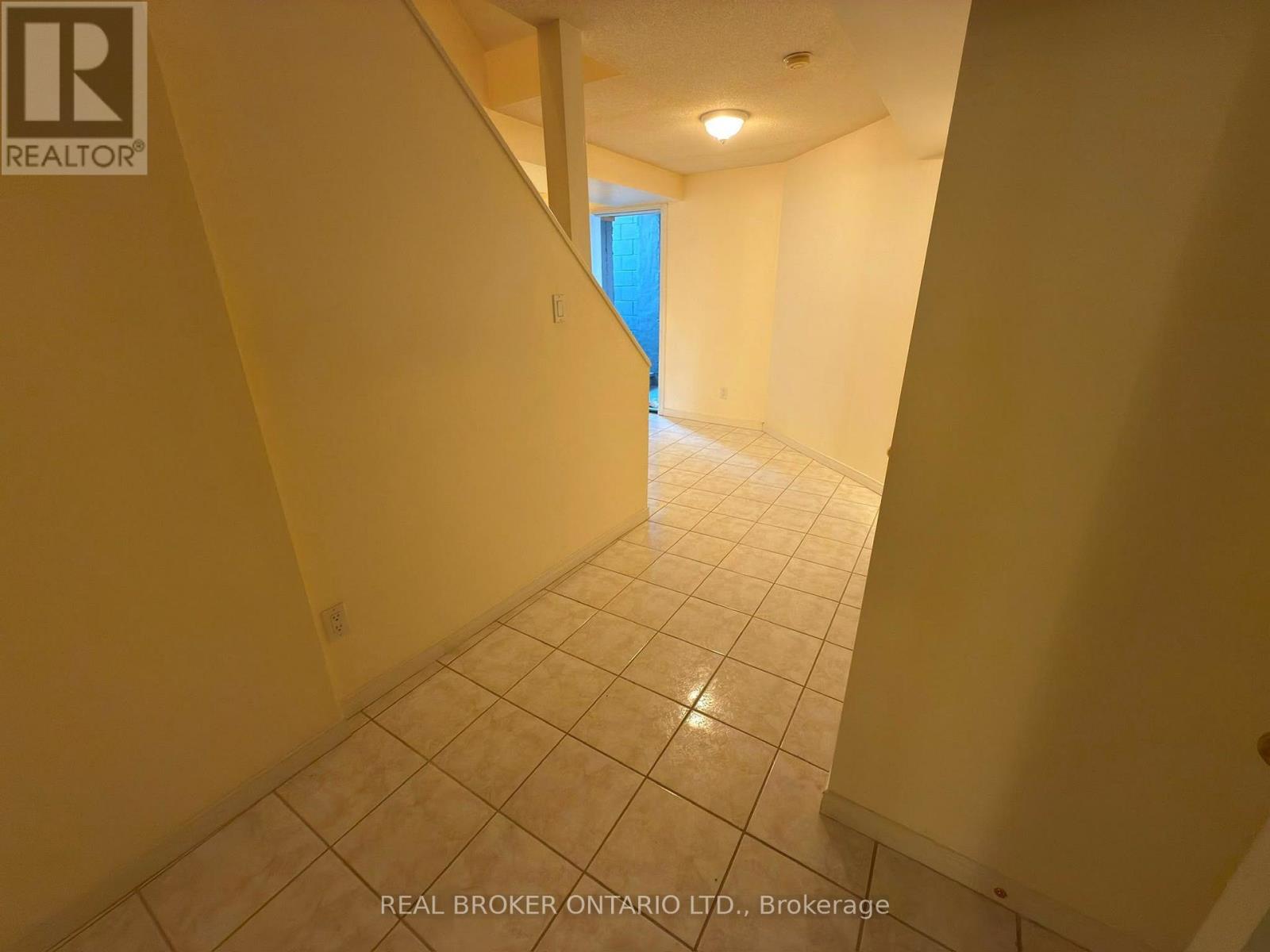Lower - 107 Dali Crescent, Toronto, Ontario  M1B 5Y3 - Photo 10 - E13720586