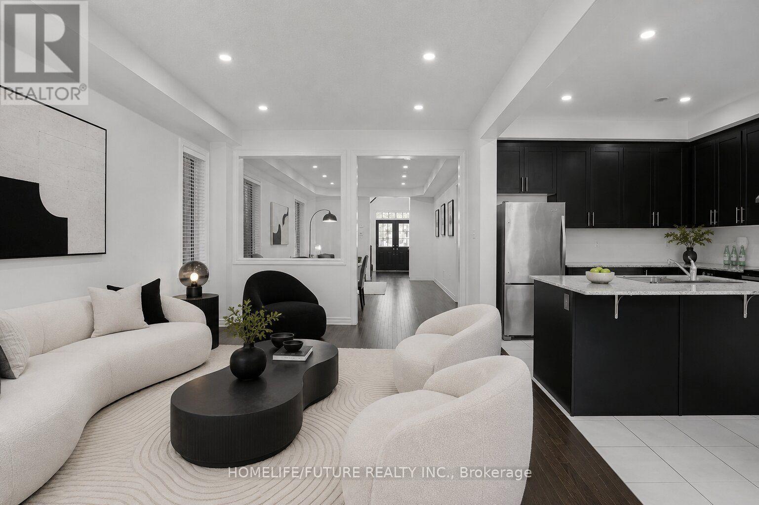 80 Henry Bauer Avenue, Markham, Ontario  L6C 0T1 - Photo 5 - N13720522