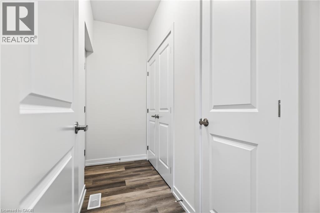 96 Valley Trail Place, Waterdown, Ontario  L8B 2A2 - Photo 6 - 40858977