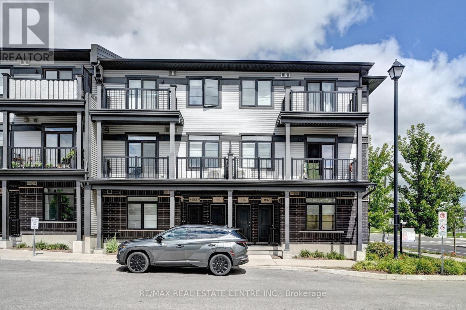 102 Wheat Lane, Kitchener, Ontario  N2R 0R6 - Photo 2 - X13716306