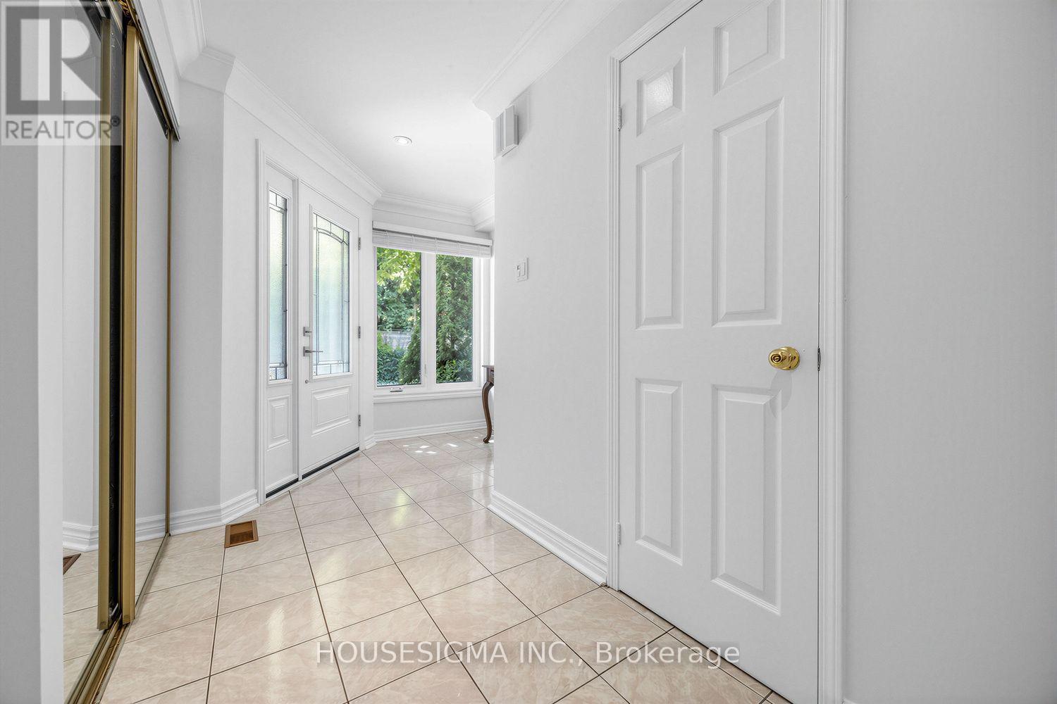 7 - 2199 Burnhamthorpe Road W, Mississauga, Ontario  L5L 5M7 - Photo 2 - W13720548