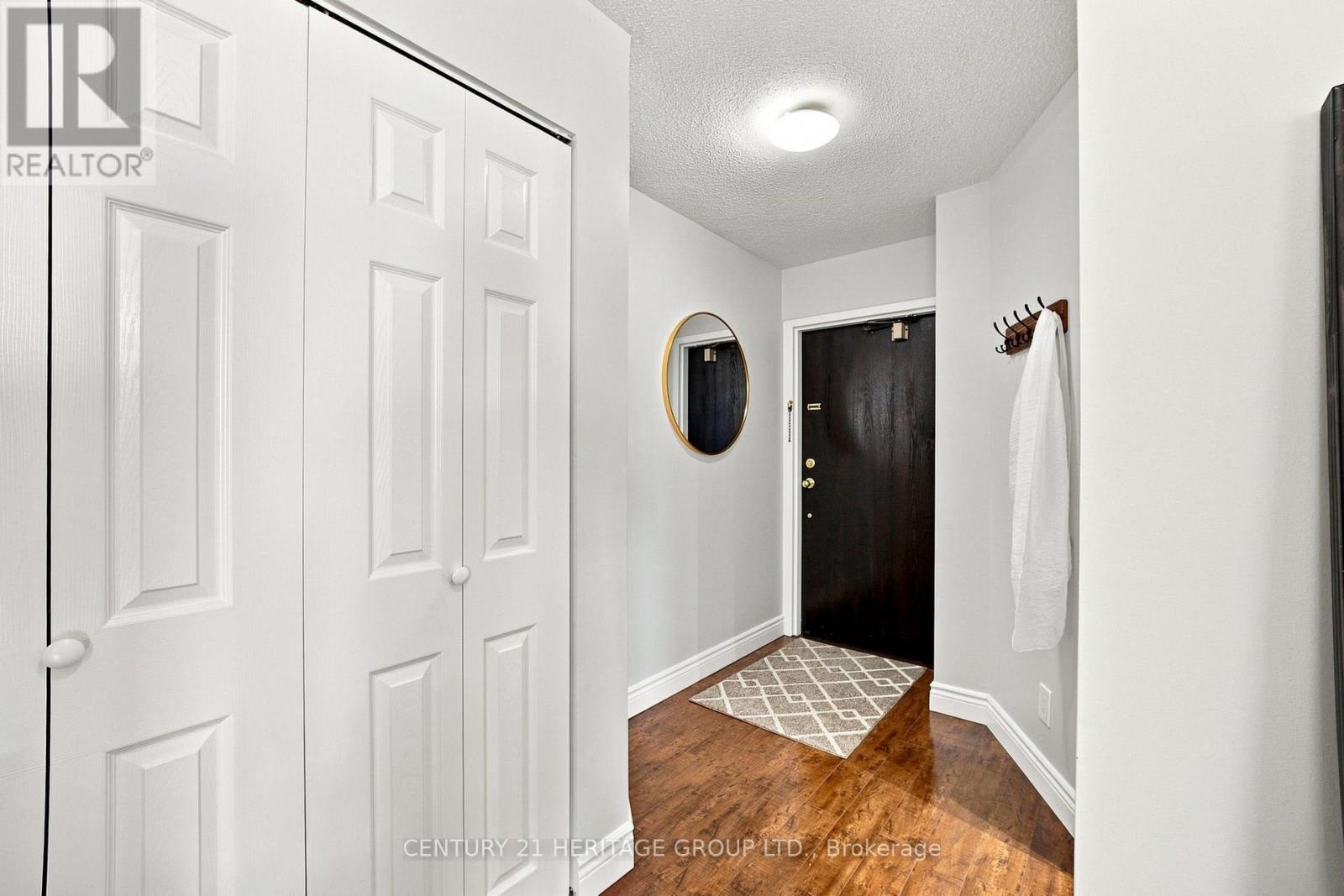 Ph1 - 200 Robert Speck Parkway, Mississauga, Ontario  L4Z 1S3 - Photo 3 - W13720560