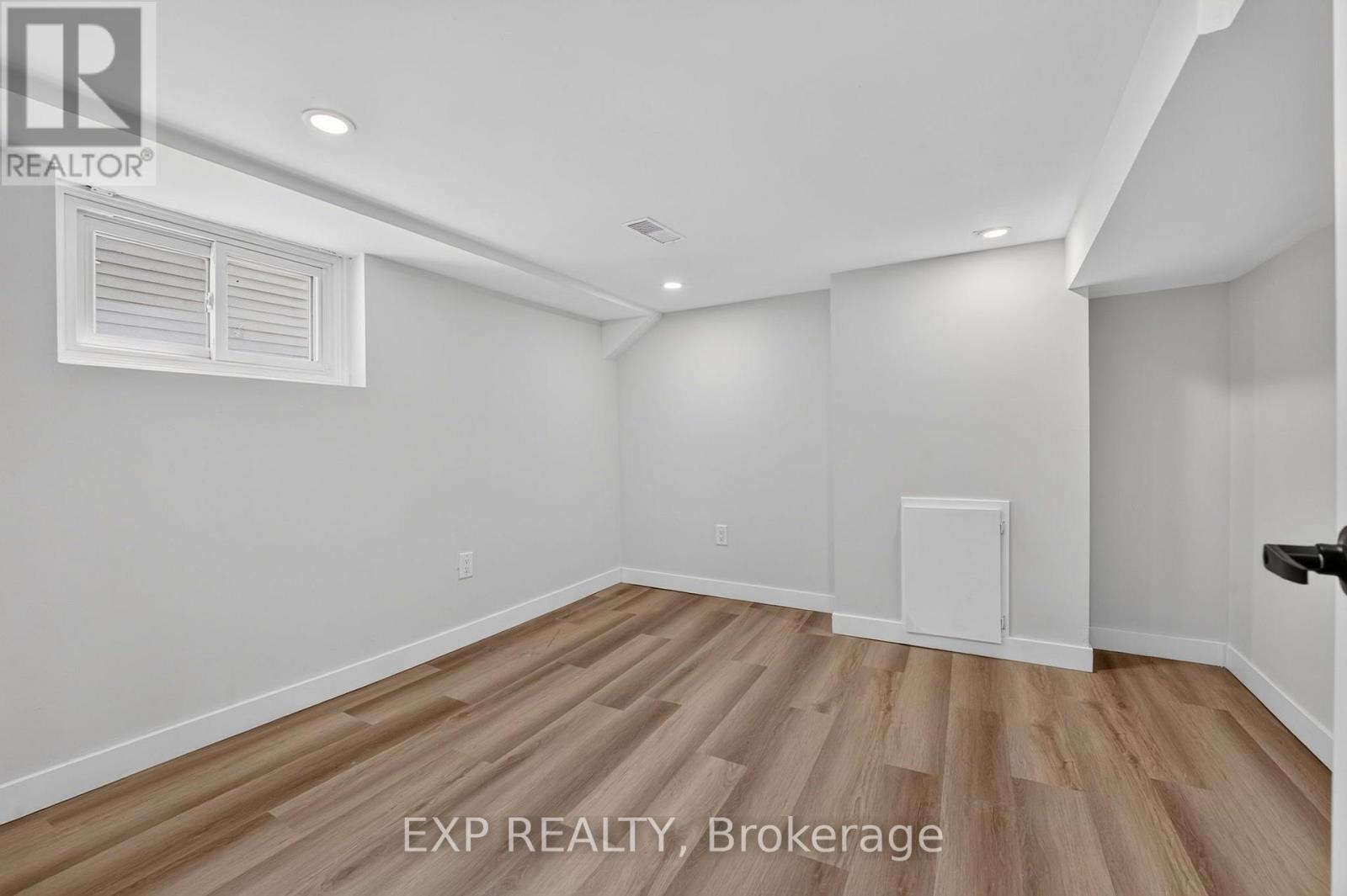 43 Brucedale Avenue E, Hamilton, Ontario  L9A 1N1 - Photo 38 - X13720518