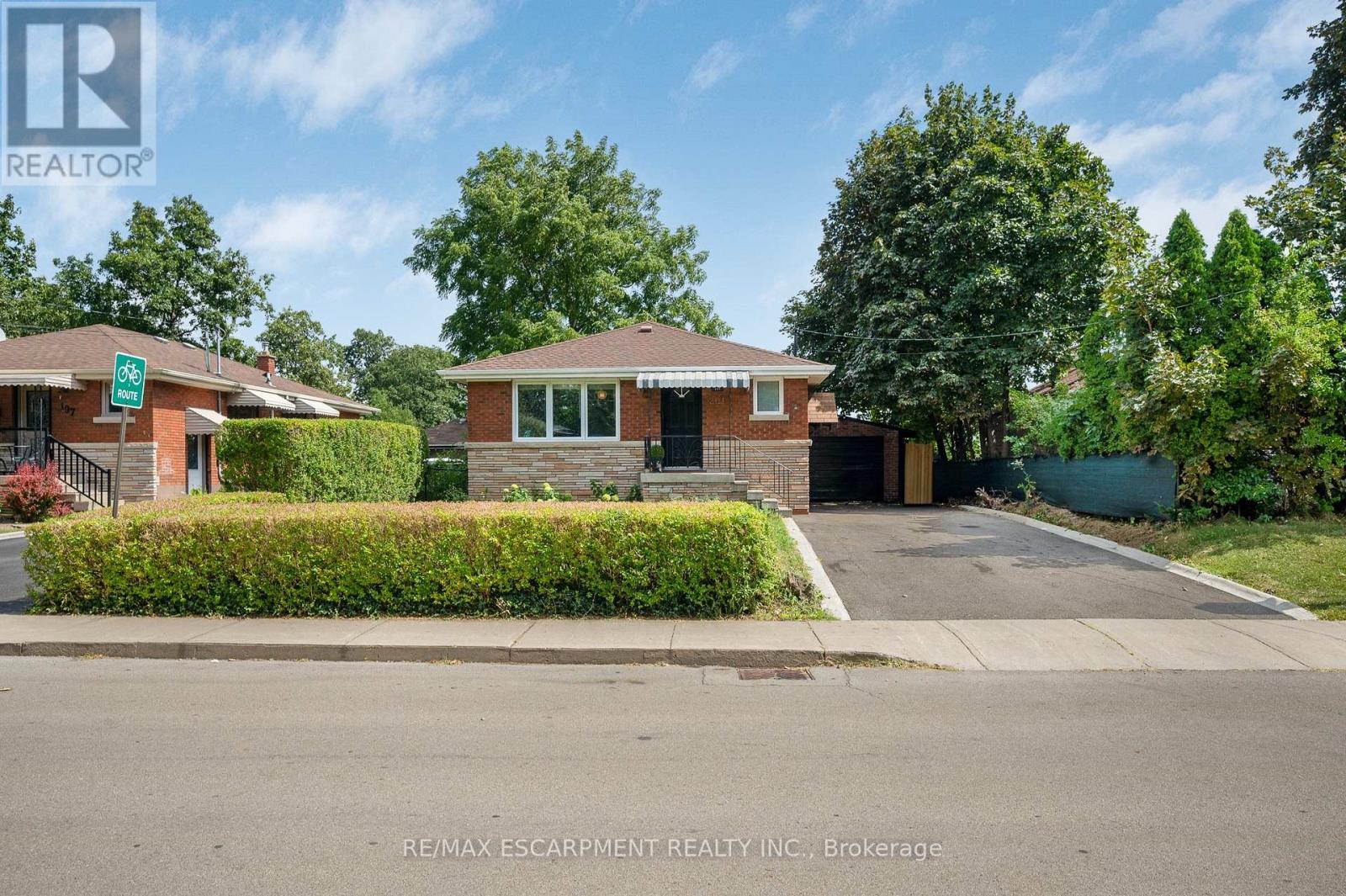 201 TERRACE DRIVE, Hamilton, Ontario