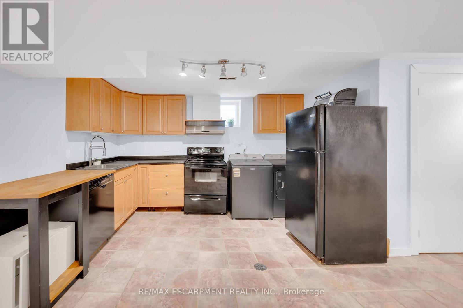 201 Terrace Drive, Hamilton, Ontario  L9A 2Z2 - Photo 25 - X13720566