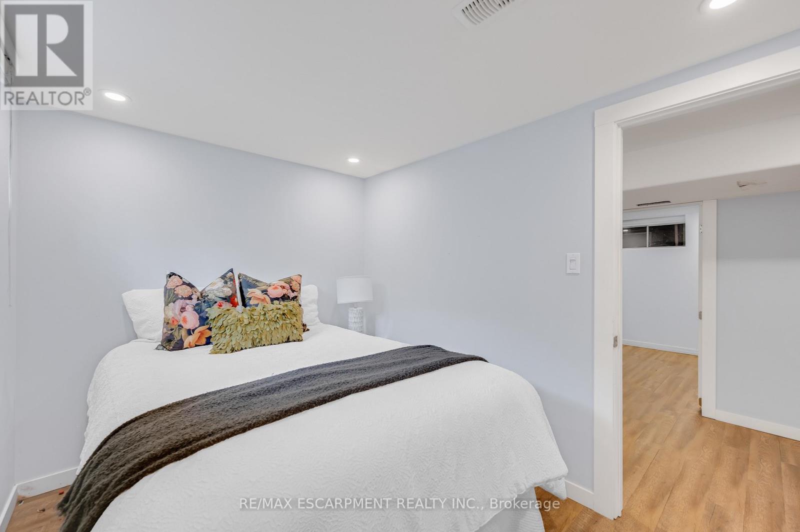 201 Terrace Drive, Hamilton, Ontario  L9A 2Z2 - Photo 27 - X13720566