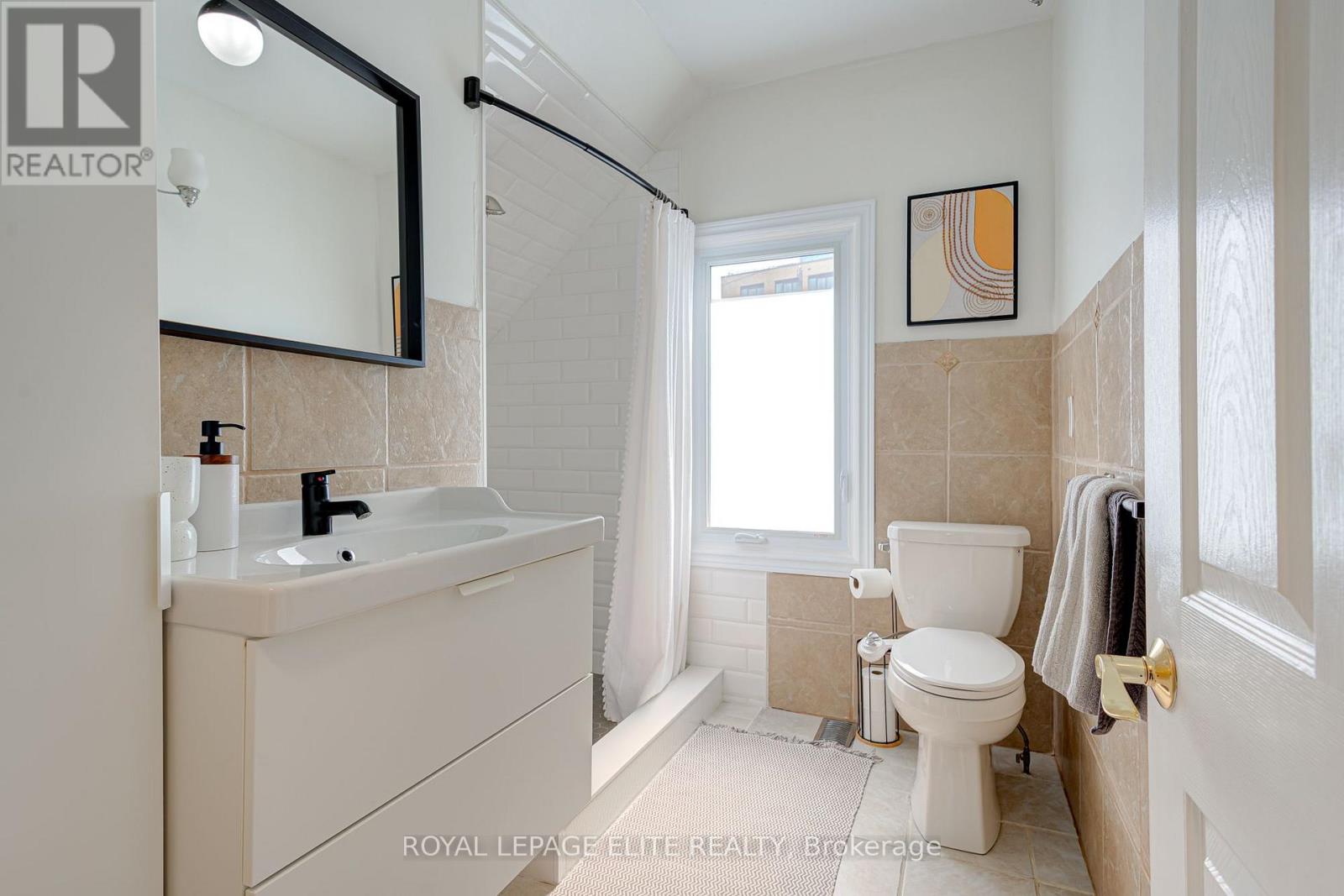 24 Stahl Avenue, Kitchener, Ontario  N2H 5R6 - Photo 23 - X13720570
