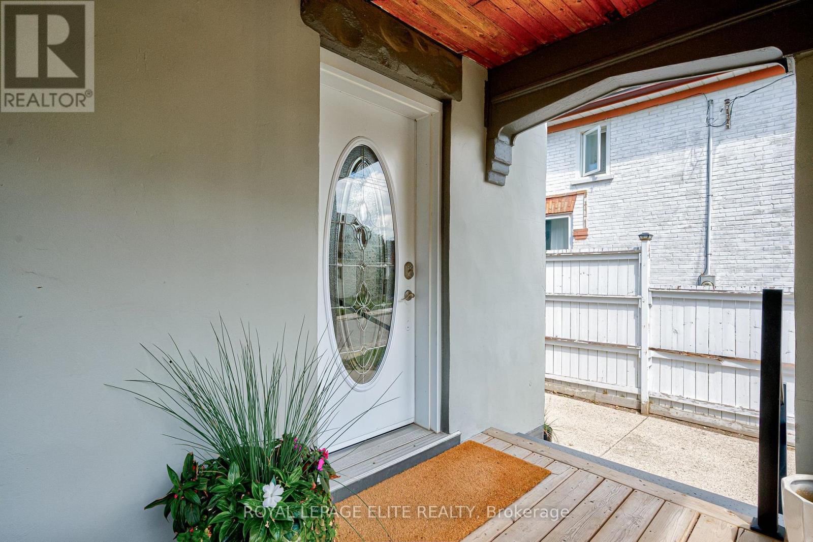 24 Stahl Avenue, Kitchener, Ontario  N2H 5R6 - Photo 6 - X13720570