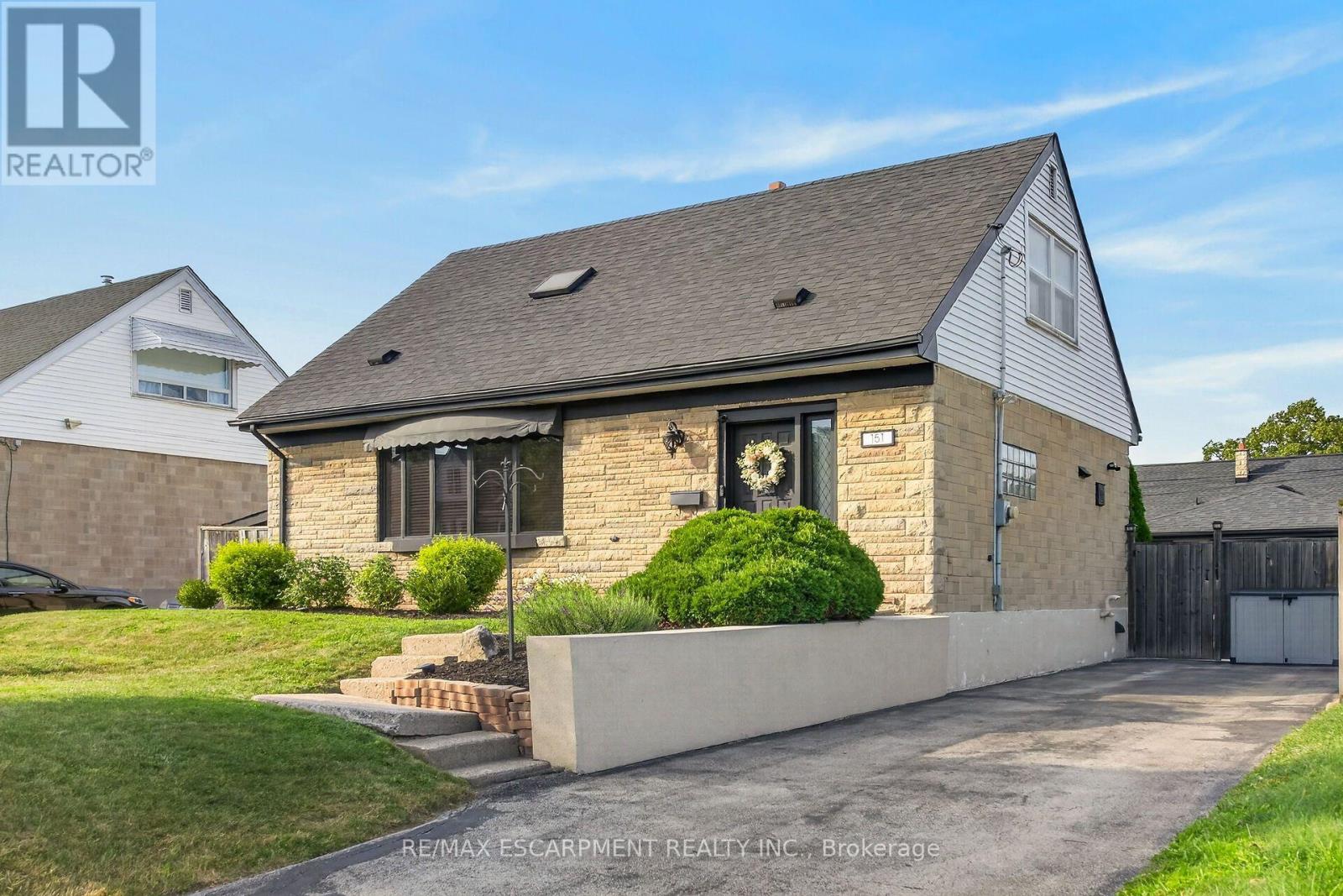 151 Hixon Road, Hamilton, Ontario  L8K 2C3 - Photo 2 - X13720572