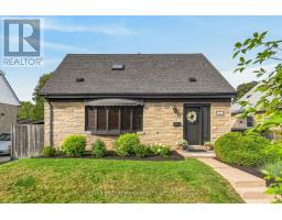 151 HIXON ROAD, Hamilton, Ontario