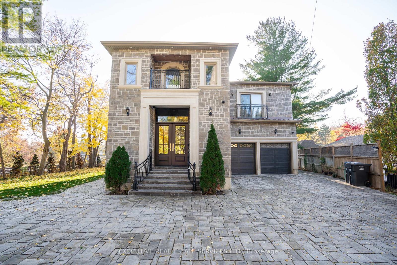 1138 Garden Road, Mississauga, Ontario  L5H 3J6 - Photo 3 - W13628656