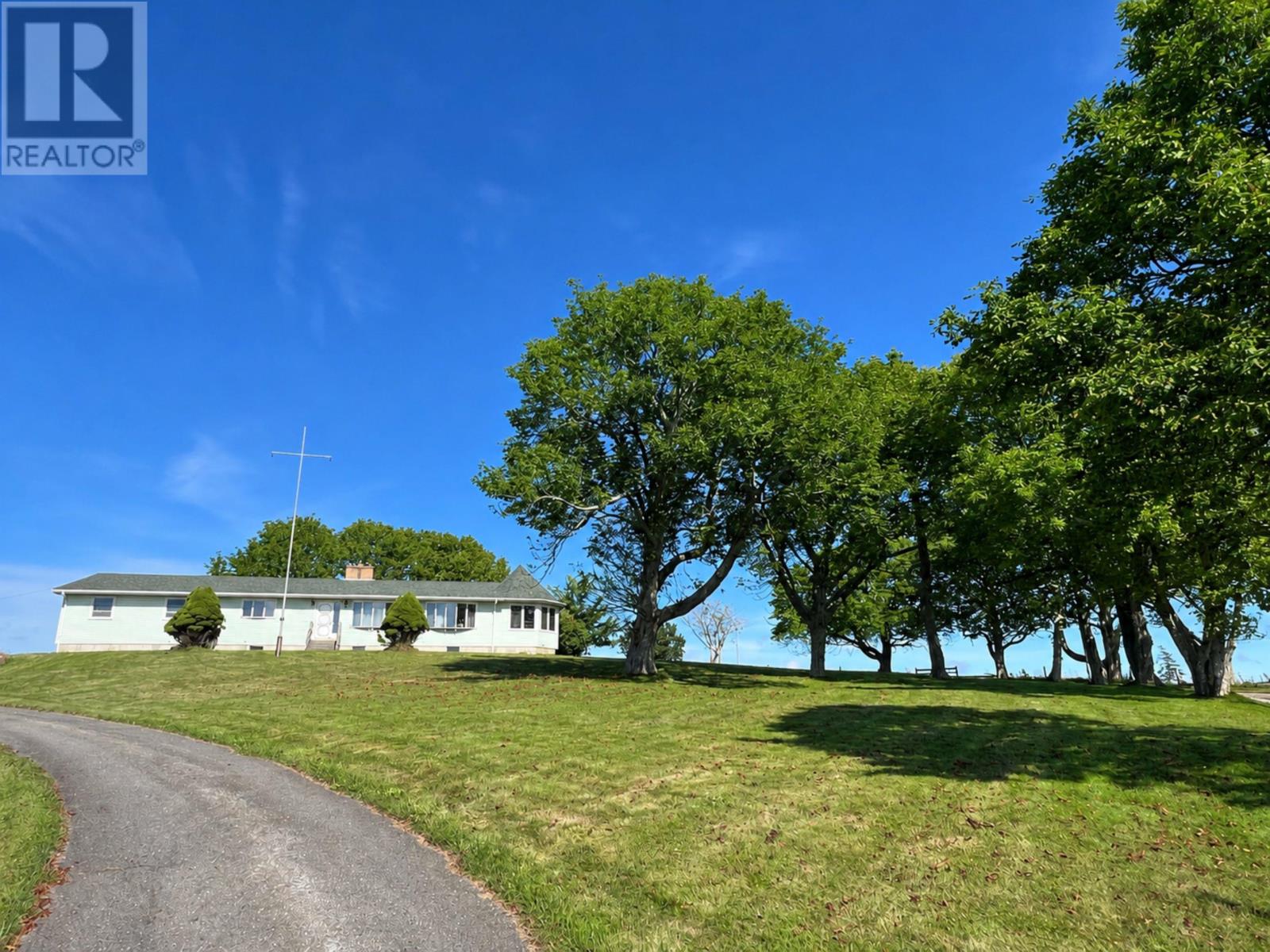 355 Pleasant Street, Yarmouth, Nova Scotia