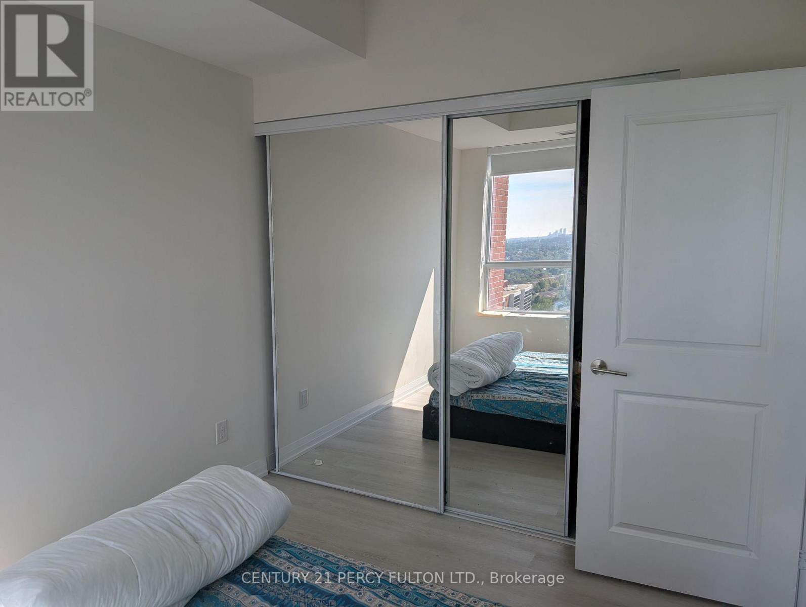 2407 - 3260 Sheppard Avenue E, Toronto, Ontario  M1T 0B5 - Photo 8 - E13720448